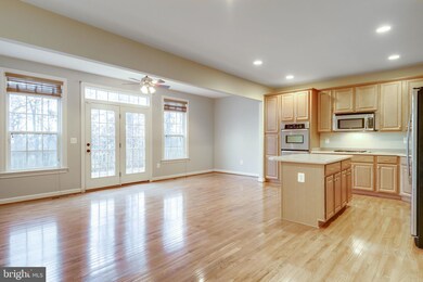 25211 Beach Place, Chantilly, VA 20152 - photo 5