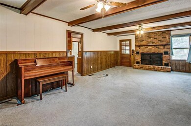 314 Cheyenne Cir, Asheboro, NC 27205 - photo 3