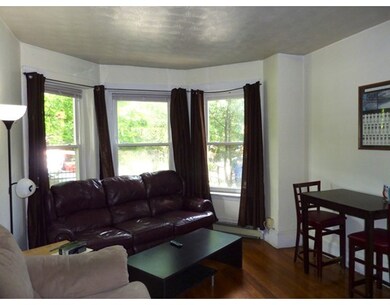 807 Washington St unit 1, Brookline, MA 02446 - photo 2