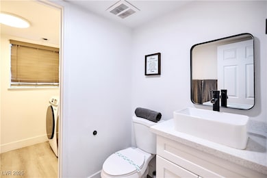 6348 Mockingbird Ln, Las Vegas, NV 89103 - photo 5