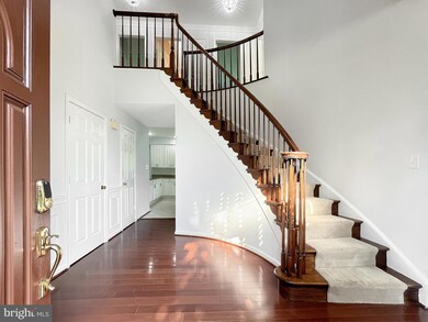 7803 Valleyfield Dr, Springfield, VA 22153 - photo 6