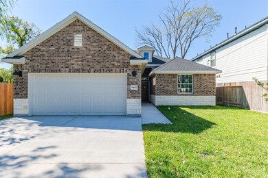 8407 Observatory St, Houston, TX 77088 - photo 4