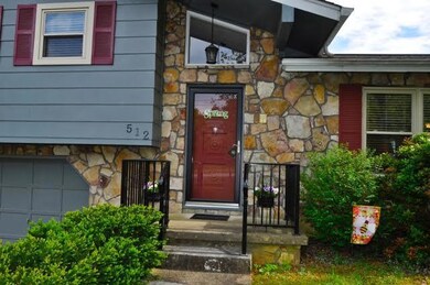 512 Randall Dr1
