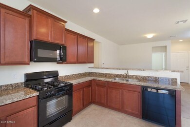 Taos R-5 kitchen
