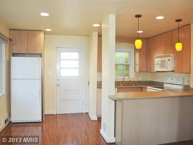 2220 Rollins Dr, Alexandria, VA 22307 - photo 6