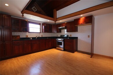 254 Middle St, Pawtucket, RI 02860 - photo 3