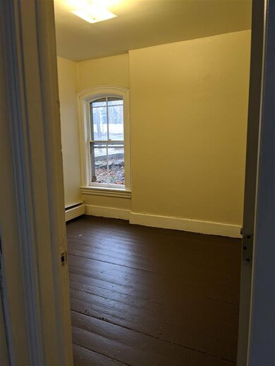 1 Green St unit 5, Claremont, NH 03743 - photo 6