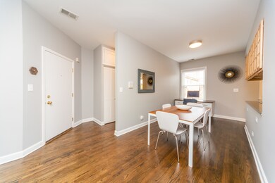 553 Elmwood Ave unit 2, Evanston, IL 60202 - photo 4