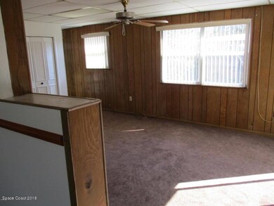 1211 Duke Family room