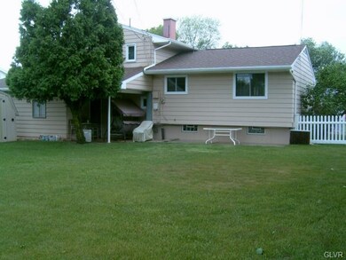 1532 Laurel Ln, Macungie, PA 18062 - photo 3