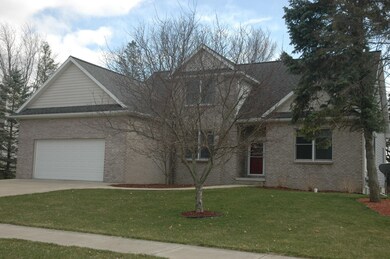 Exterior_Front_