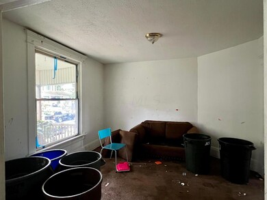 77 S Warren Ave, Columbus, OH 43204 - photo 4