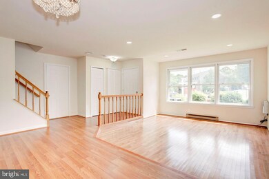 4153 Churchman Way unit 5, Woodbridge, VA 22192 - photo 6