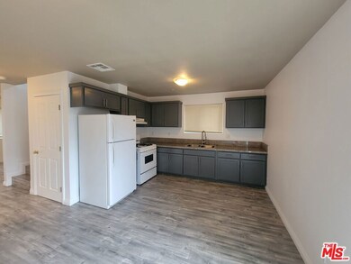 2534 E 135th St unit 2536, Compton, CA 90222 - photo 6