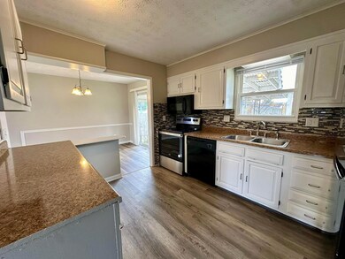 679 Edendale Ct, Columbus, OH 43207 - photo 4