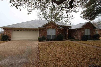 1302 Spring Branch Dr, Tyler, TX 75703 - photo 2