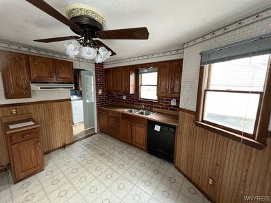 239 Edward St, North Tonawanda, NY 14120 - photo 6