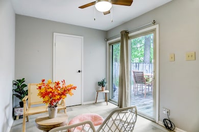 8 S Brook Pebble Ct, Spring, TX 77380 - photo 5