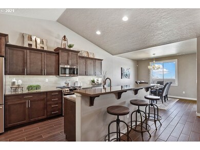 1352 Lorien Ln, Eugene, OR 97404 - photo 4