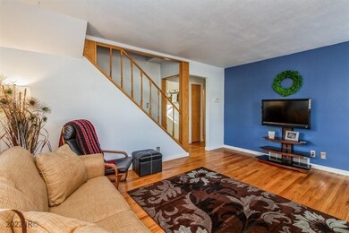 803 E 14th St N, Newton, IA 50208 - photo 7