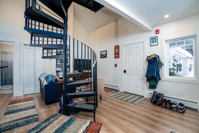 1457 Mountain Rd unit 2, Stowe, VT 05672 - photo 6