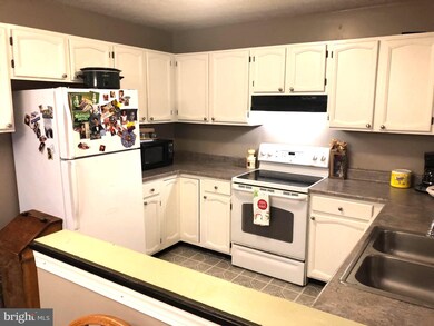 113 Lakewood Dr, Stephens City, VA 22655 - photo 5