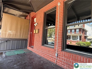 244 Mauch Chunk St unit 1, Tamaqua, PA 18252 - photo 5