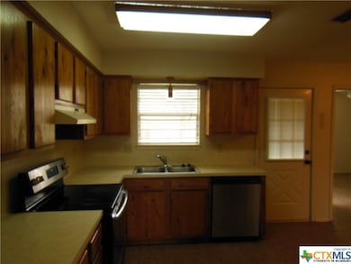 396 Buttercup Ln, New Braunfels, TX 78130 - photo 6