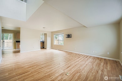 7613 188th Street Ct E, Puyallup, WA 98375 - photo 4