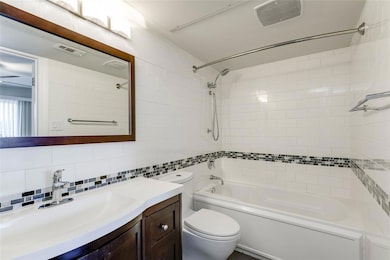 Sterling Crest unit 220, Austin, TX 78705 - photo 7