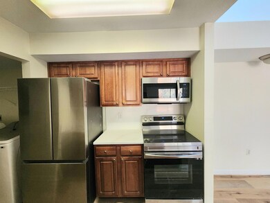 1481 N Center St unit 904, Mount Pleasant, SC 29464 - photo 6