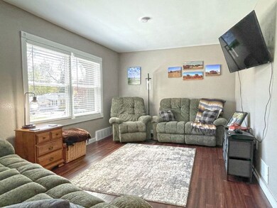 107 W Pioneer Ave, Shenandoah, IA 51601 - photo 5