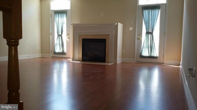 589 Kingfisher Ave, Gaithersburg, MD 20877 - photo 5