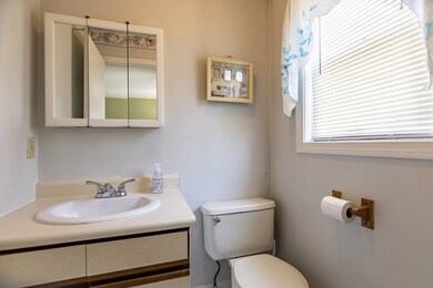 34 Farmland Rd unit C, Lowell, MA 01850 - photo 6