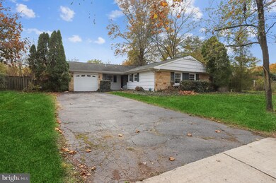 12111 Mackell Ln, Bowie, MD 20715 - photo 2