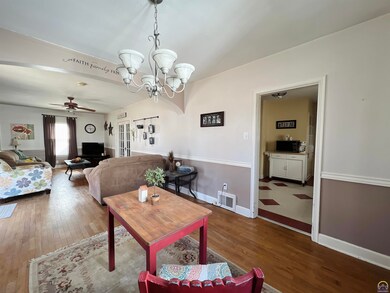 1515 SW Medford Ave, Topeka, KS 66604 - photo 6