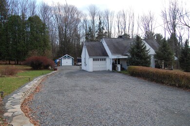 1027 Upper Seese Hill Rd, Canadensis, PA 18325 - photo 2