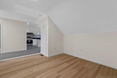 590 Whitney Ave unit 3, New Haven, CT 06511 - photo 6
