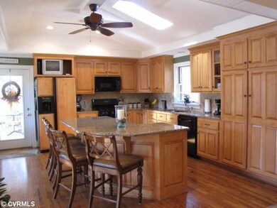 Kitchen - Fabulous Kitchen includes many upgrades,