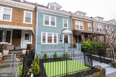 1502 Spring Place NW, Washington, DC 20010 - photo 2