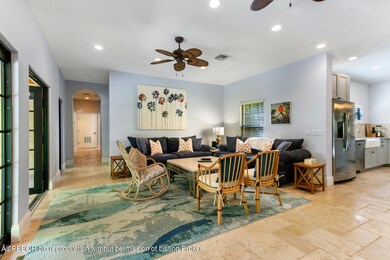 Family Room 2_web