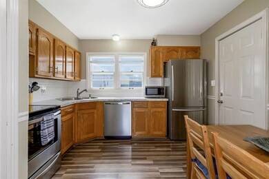 6430 Switzer Ln, Shawnee, KS 66203 - photo 4