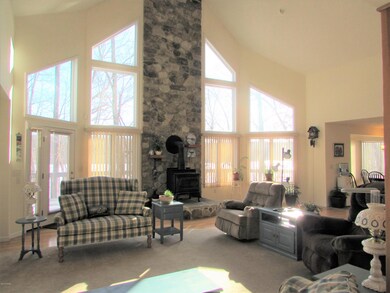 811 Blackbirch Ct, Hawley, PA 18428 - photo 7