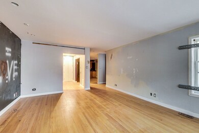 6232 N Washtenaw Ave, Chicago, IL 60659 - photo 6