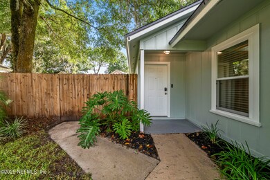 2247 Aspen Ridge Ct, Atlantic Beach, FL 32233 - photo 6