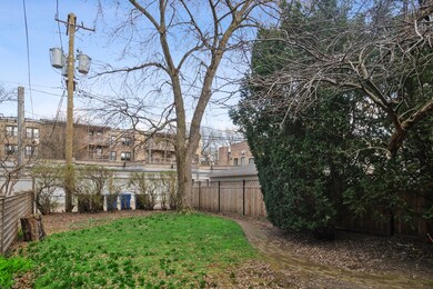 4821 N Hamilton Ave, Chicago, IL 60625 - photo 3