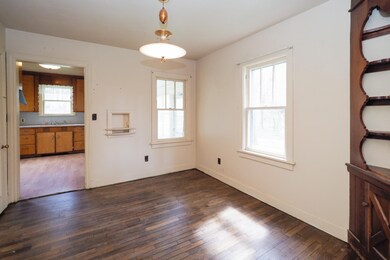 891 Riverview Dr-106