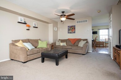130 Regal Ct, Royersford, PA 19468 - photo 5