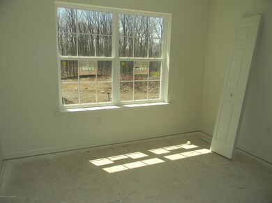 19 Nicholas Court Dr, Drums, PA 18222 - photo 5