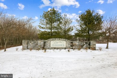 12120 Fallen Timbers Cir, Hagerstown, MD 21740 - photo 2